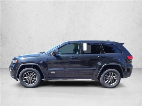 Used 2016 Jeep Grand Cherokee Laredo 75th Anniversary AWD/4WD image 2