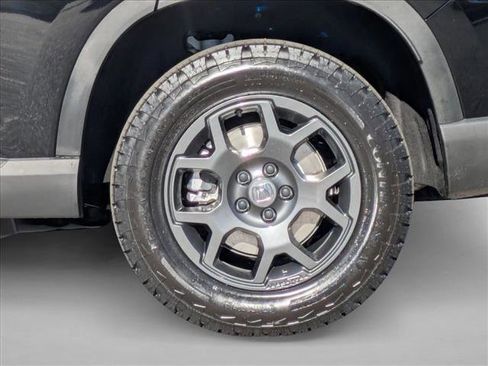 New 2025 Honda Pilot TrailSport image 10