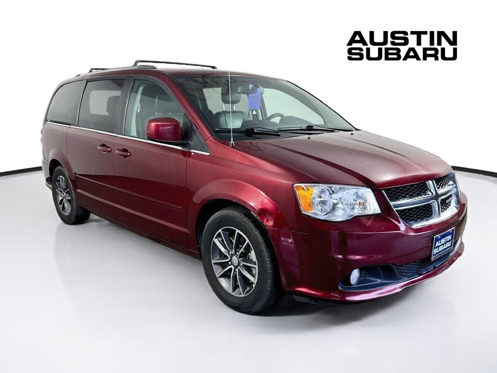 Used 2017 Dodge Grand Caravan SXT FWD image 1