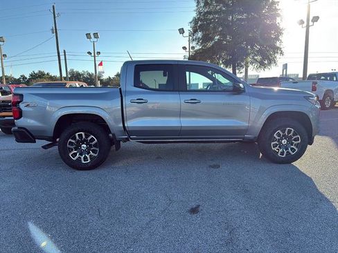 New 2026 Chevrolet Colorado Z71 w/ Technology Package AWD/4WD image 8