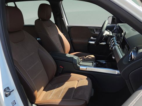 New 2026 Mercedes-Benz GLB 35 AMG 4MATIC image 30