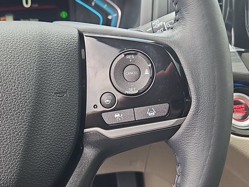 Certified 2024 Honda Odyssey Elite image 27