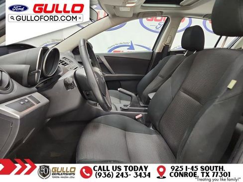 Used 2013 MAZDA MAZDA3 i Touring image 28