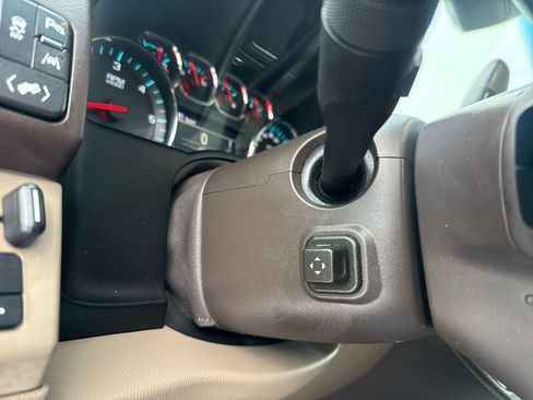 Used 2016 Chevrolet Tahoe LTZ image 18