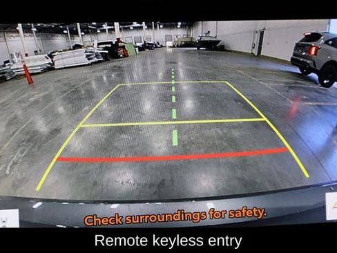 Used 2025 Toyota Camry XLE FWD image 7