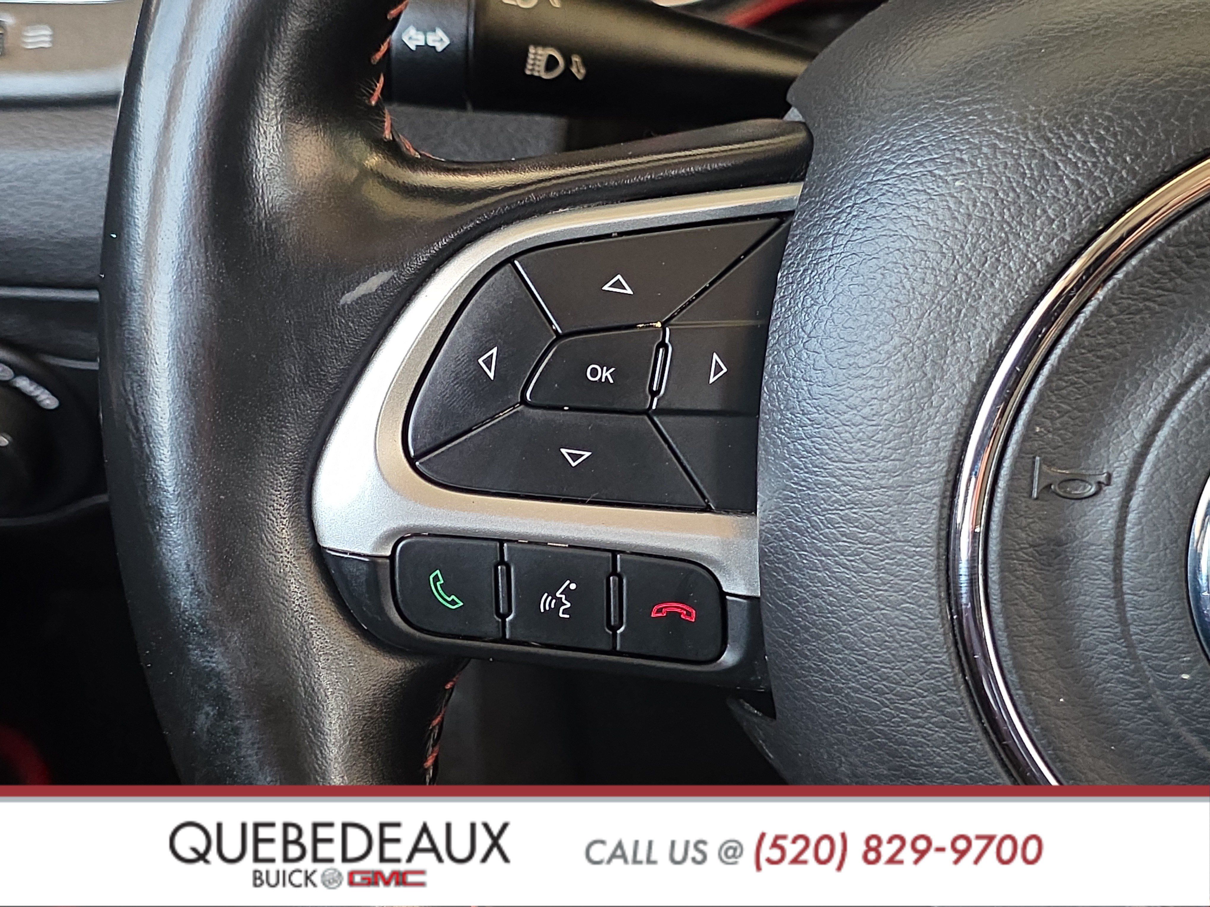 Used 2020 Jeep Compass Trailhawk AWD/4WD image 14