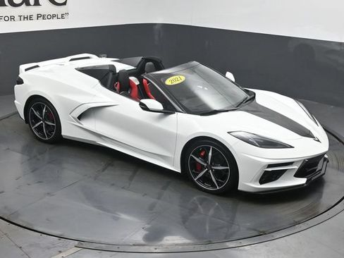 Used 2021 Chevrolet Corvette Stingray Premium Conv w/ Z51 Performance Package RWD image 47