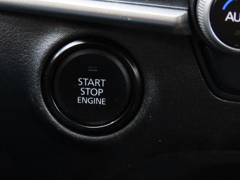 Used 2024 MAZDA MAZDA3 s image 28