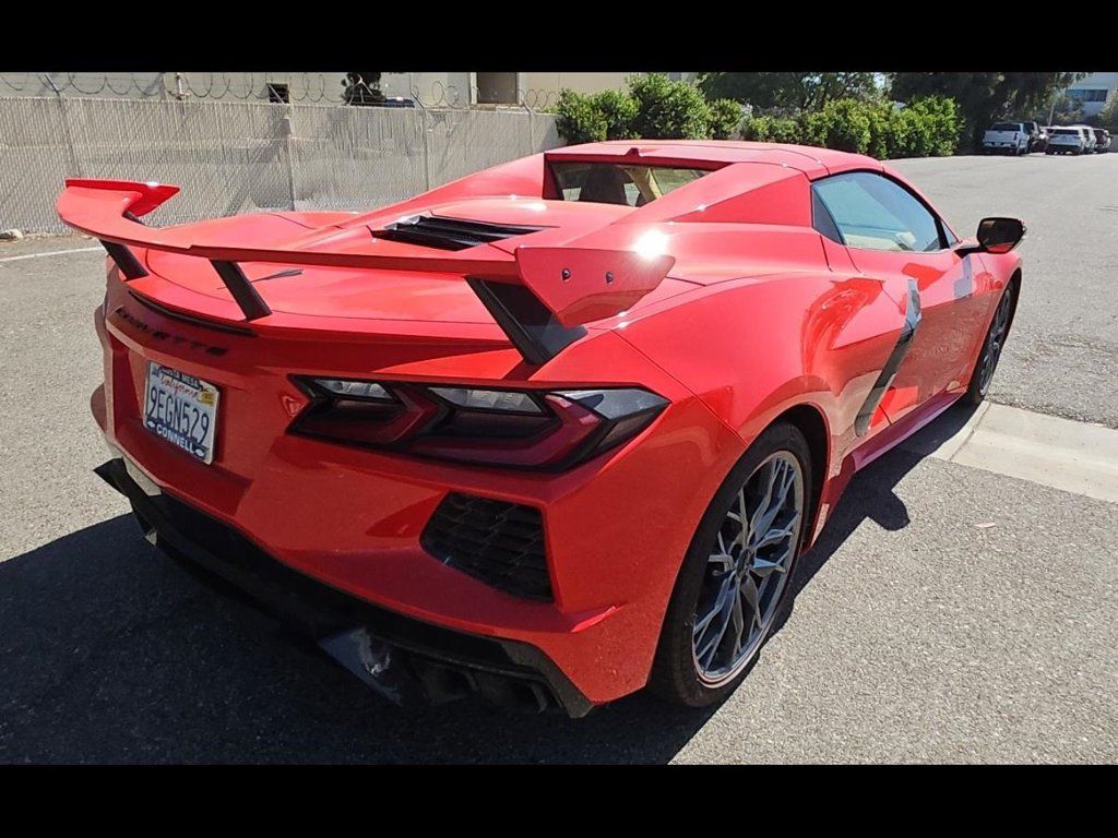 Used 2023 Chevrolet Corvette Stingray Premium Conv w/ 3LT RWD image 9