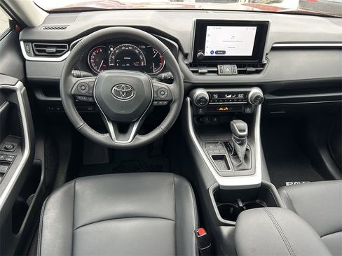 Used 2024 Toyota RAV4 XLE Premium image 17