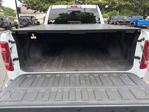 Used 2020 RAM 1500 Laramie w/ Sport Appearance Package AWD/4WD image 13