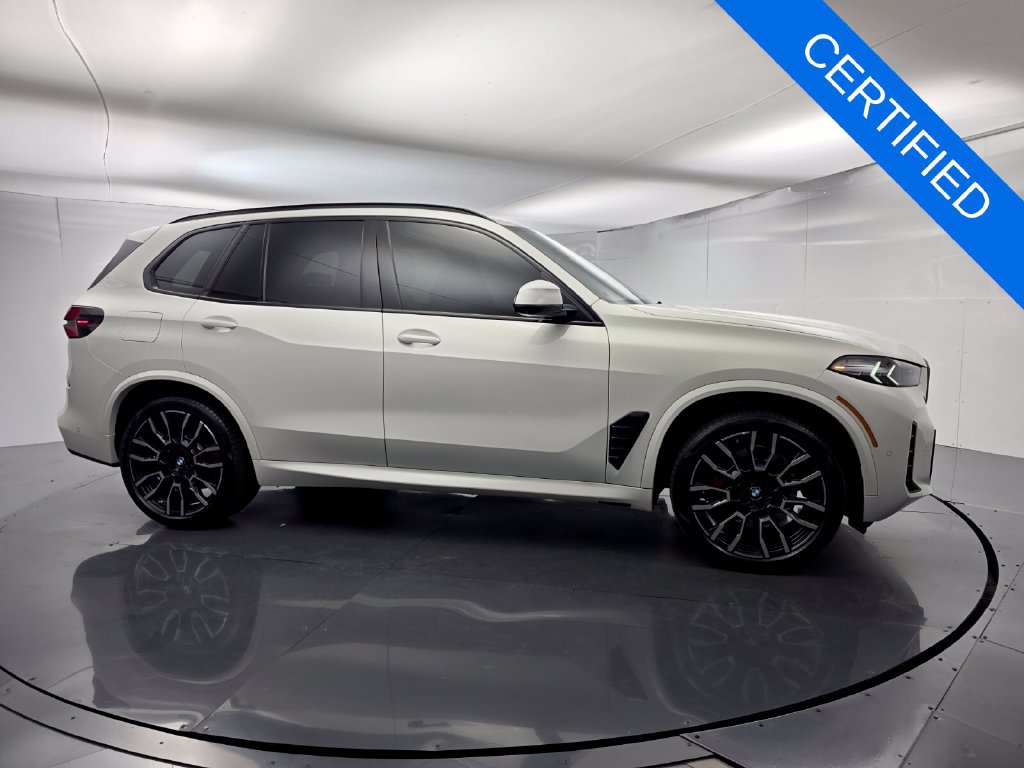 Certified 2025 BMW X5 sDrive40i w/ M Sport Package RWD image 3