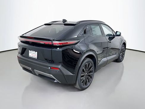 New 2026 Toyota C-HR AWD/4WD image 7