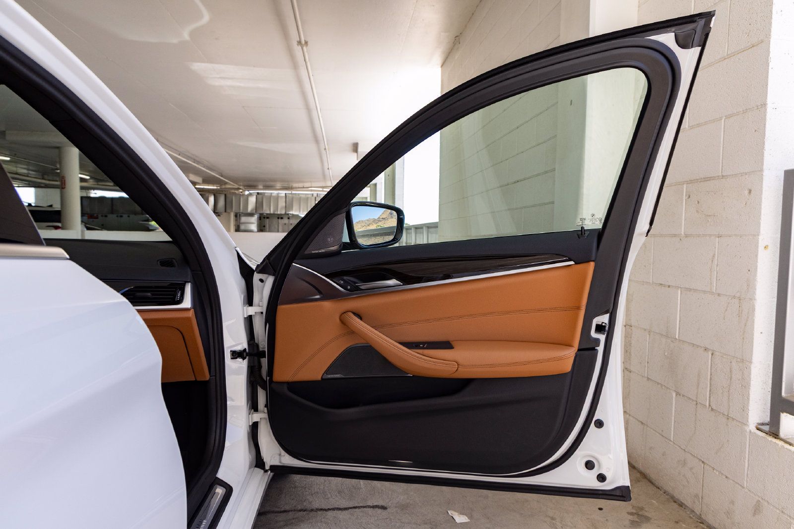 Certified 2023 BMW 530i w/ Premium Package RWD image 26