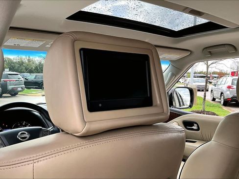 Used 2017 Nissan Armada Platinum w/ Captain Seat Package image 34