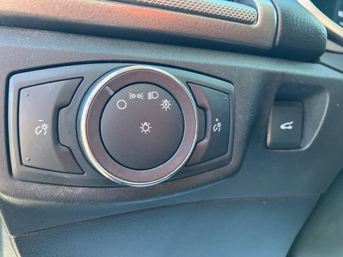 Used 2019 Ford Fusion S FWD image 14
