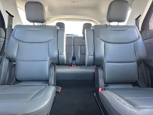 Used 2025 Ford Explorer Active w/ Active Comfort Package image 24