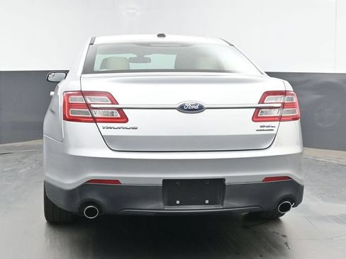 Used 2013 Ford Taurus SEL FWD image 9