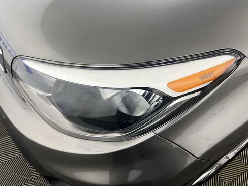 Used 2019 Kia Soul FWD image 32