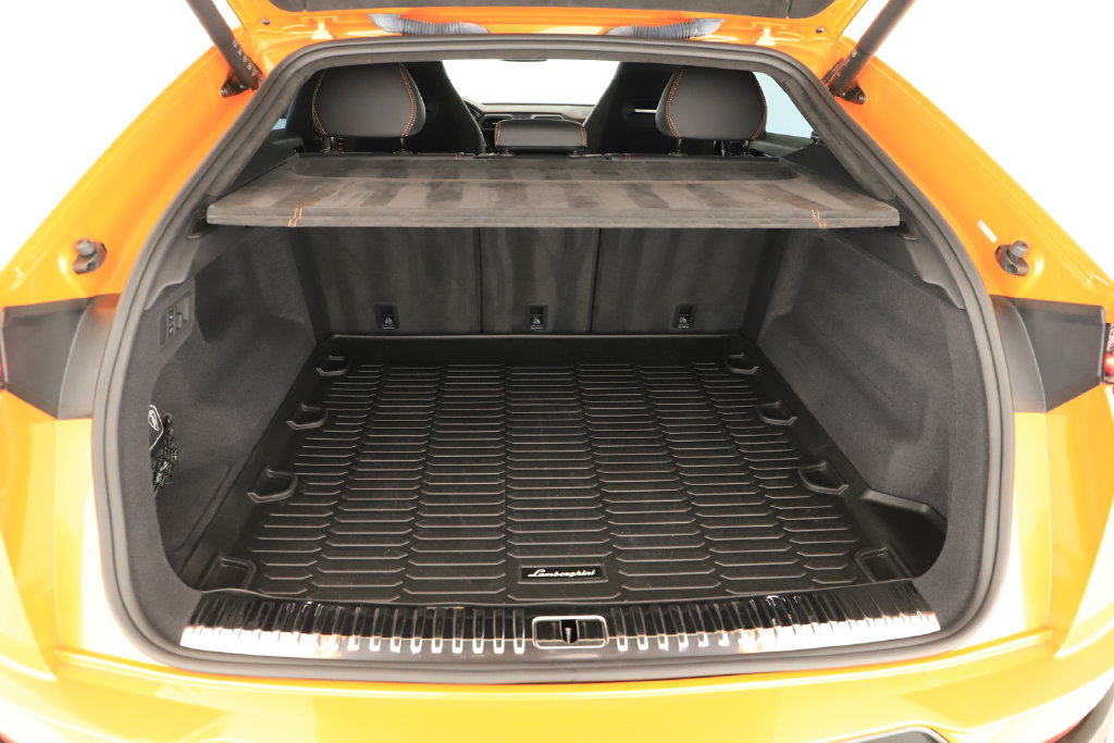 Used 2023 Lamborghini Urus S AWD/4WD image 31