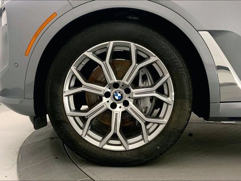 Used 2026 BMW X7 xDrive40i AWD/4WD image 8