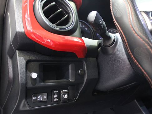 Used 2017 Toyota Tacoma TRD Pro AWD/4WD image 28