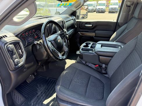 Used 2023 Chevrolet Silverado 2500 LT image 17