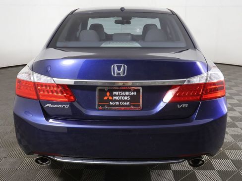 Used 2015 Honda Accord EX-L image 9