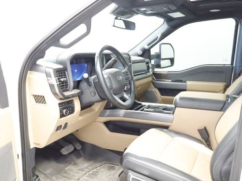 Used 2023 Ford F350 Lariat w/ Lariat Ultimate Package AWD/4WD image 29