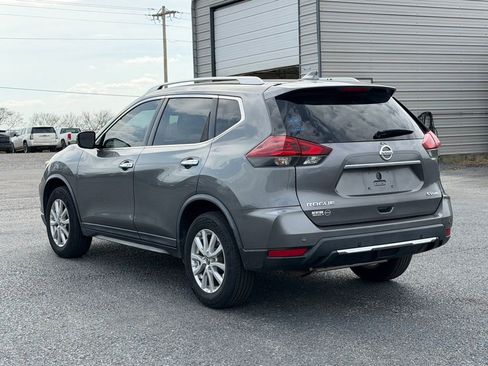 Used 2020 Nissan Rogue SV image 7