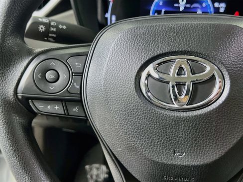 Used 2026 Toyota Corolla LE FWD image 19