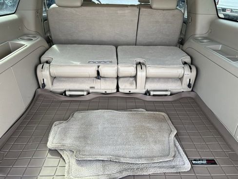 Used 2012 Chevrolet Suburban LT w/ Luxury Package image 32