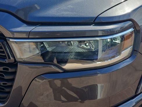 Used 2025 RAM 1500 Big Horn RWD image 32
