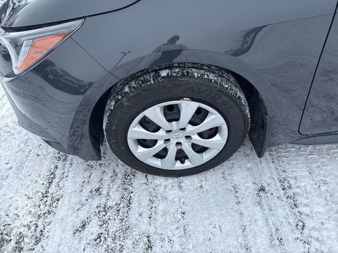 Used 2023 Toyota Corolla LE image 9
