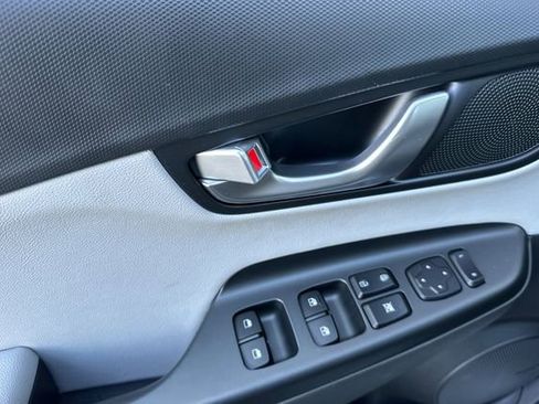 Certified 2023 Hyundai Kona Limited image 14