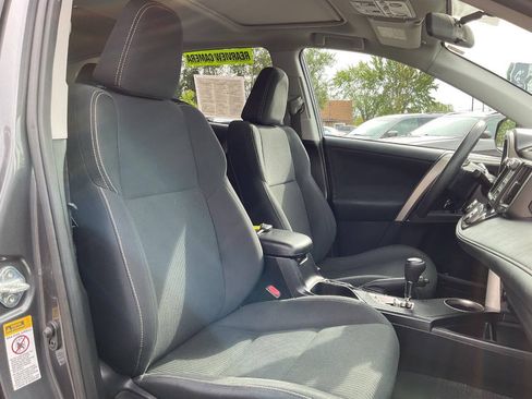 Used 2014 Toyota RAV4 XLE AWD/4WD image 36
