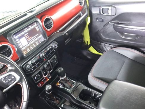 Used 2022 Jeep Wrangler Unlimited Rubicon image 31