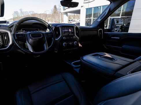 Used 2021 GMC Sierra 3500 Denali w/ Denali Ultimate Package image 17