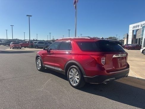 Used 2021 Ford Explorer Limited w/ Equipment Group 301A image 3