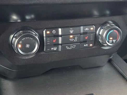 Used 2020 Ford F150 XLT w/ Equipment Group 302A Luxury RWD image 27