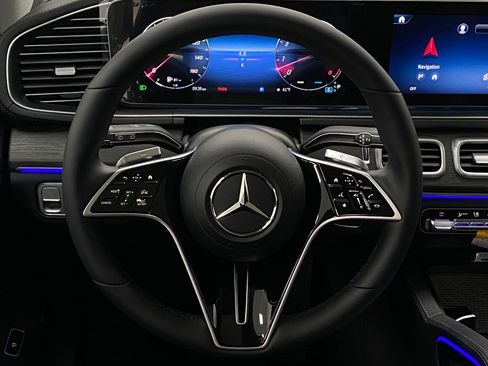 New 2026 Mercedes-Benz GLS 450 4MATIC image 17