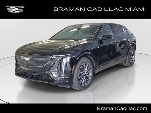New 2026 Cadillac Lyriq Premium Sport image 1