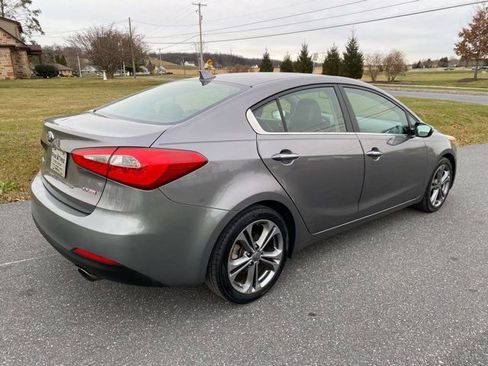 Used 2015 Kia Forte EX w/ Premium Package image 8