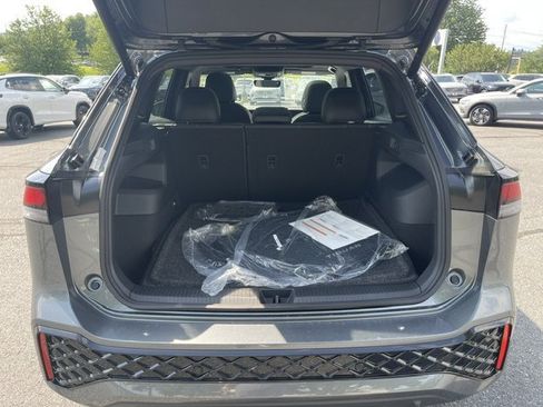 New 2026 Volkswagen Tiguan SE R-Line AWD/4WD image 11
