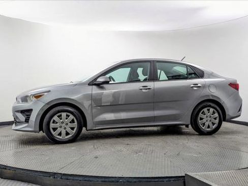 Used 2023 Kia Rio S FWD image 3