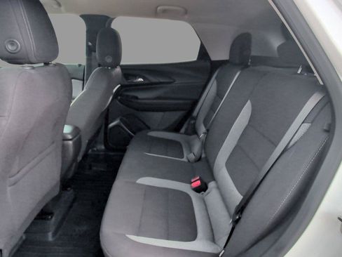 Certified 2024 Chevrolet TrailBlazer LT w/ LT Cold Weather Package FWD image 35