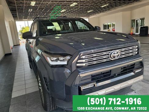 Used 2025 Toyota 4Runner Limited AWD/4WD image 3