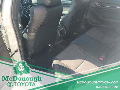 Used 2022 Honda Accord Sport image 23