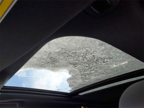 Used 2024 Jeep Compass Trailhawk w/ Trailhawk Elite Group image 18