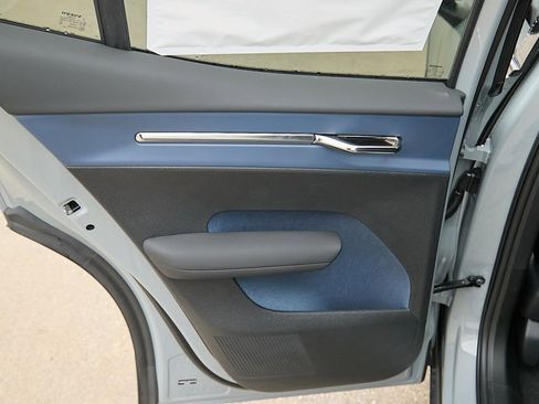 New 2026 Volvo EX30 Ultra image 17